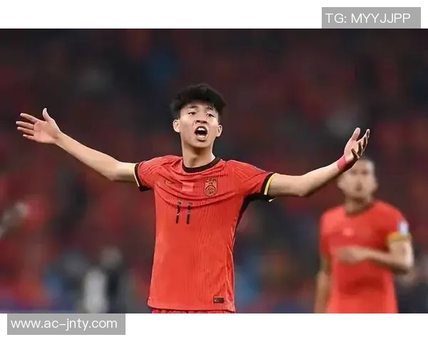 德甲豪门冬季转会期向王钰栋发出邀请究竟是哪支球队引发热议